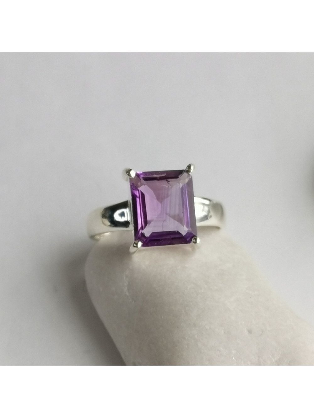Amethyst ring in Sterling Silver Size 9 ๐ - Picture 9 of 11